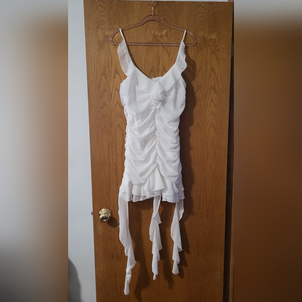 Love and Whimsy White Ruched Ruffle Mini Dress NWT Size Medium